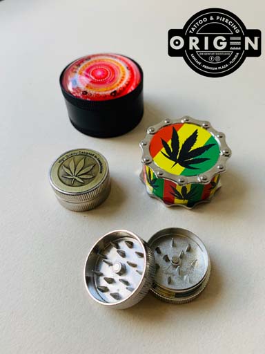 RASCADOR ACERO 3 PISOS